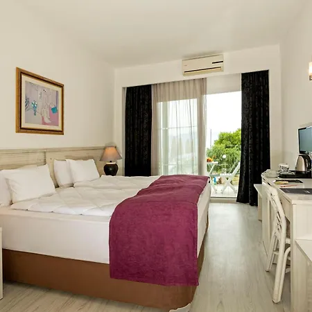 Hotel Charm 4*