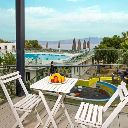 Charm 4* 아크얄라